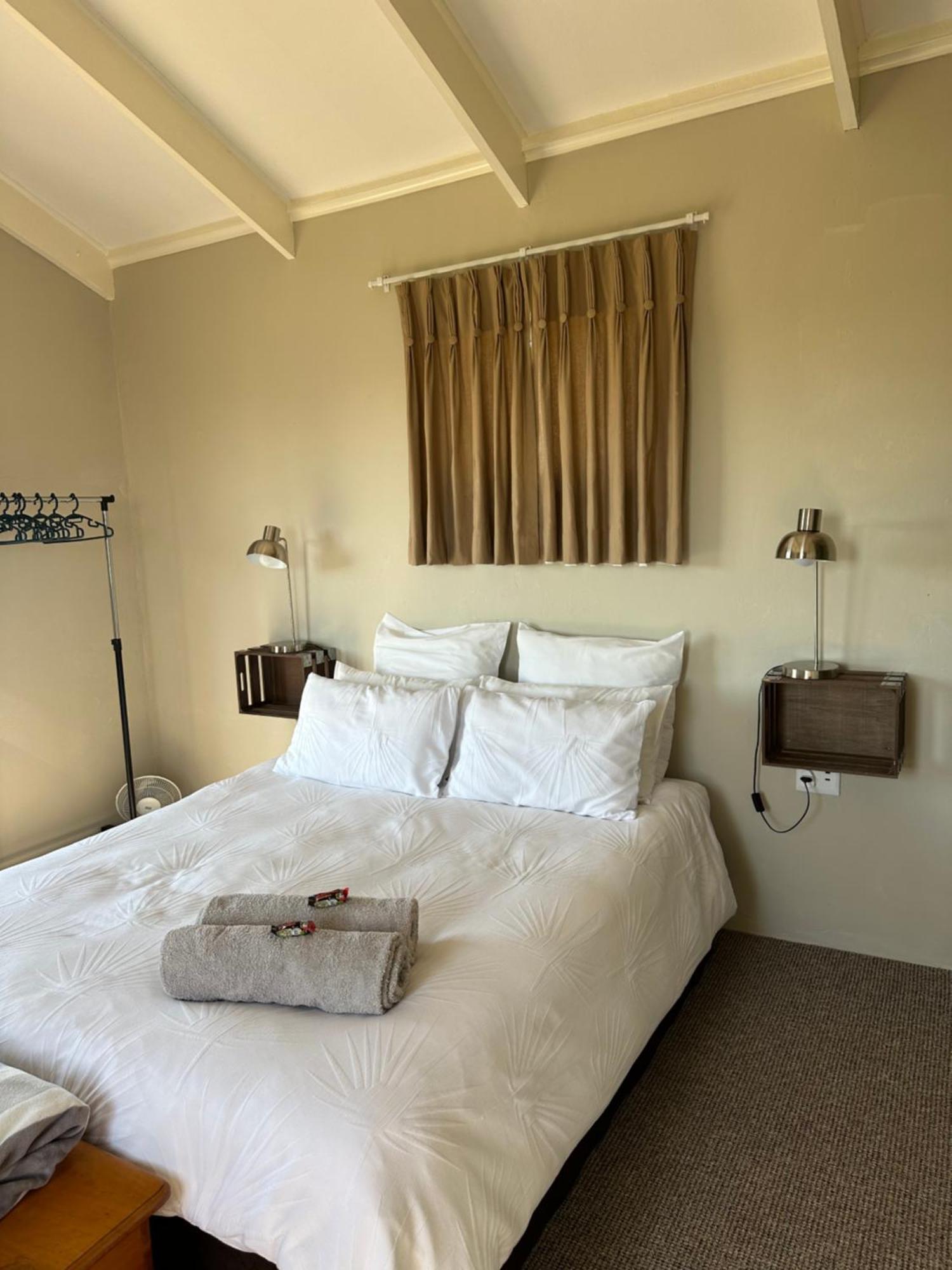 Protea Loft - Romantic Stay - No Load Shedding ヒルトン エクステリア 写真